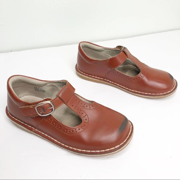 L'AMOUR Frances T-Strap Perforated Mary Jane Shoe - Picture 5 of 16